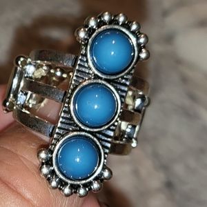 Paparazzi ring NWOT